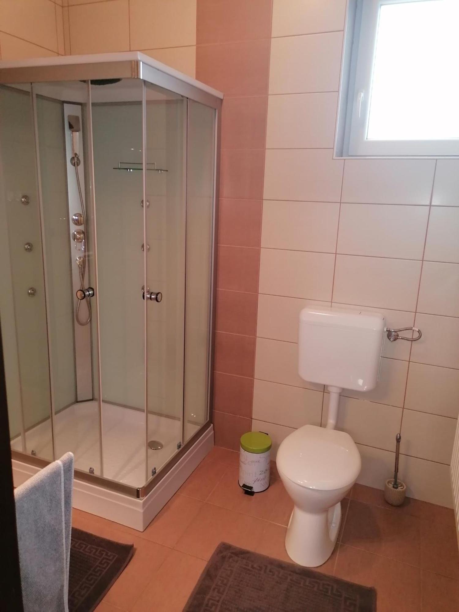 ホテル Kata Vendeghaz Bük 部屋 写真